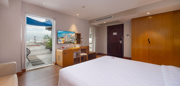 Harmony Suite Free High tea & Mini bar