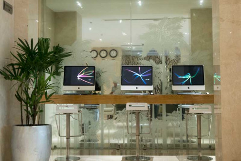 Bussiness Center