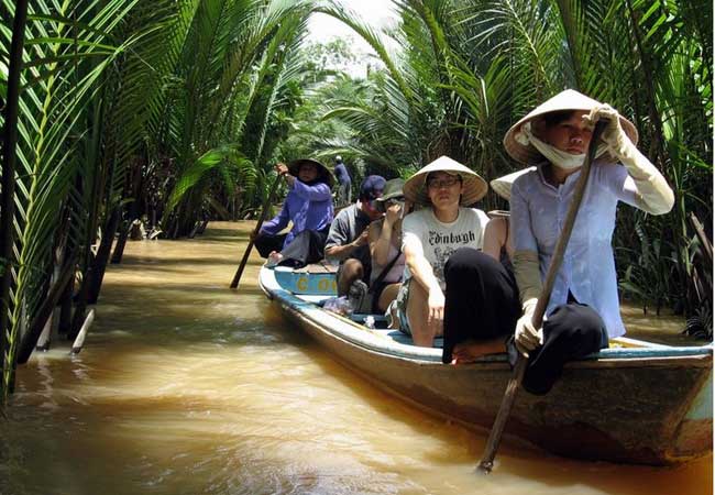 MEKONG DELTA TOUR CAI BE – VINH LONG 1 DAY BY BUS